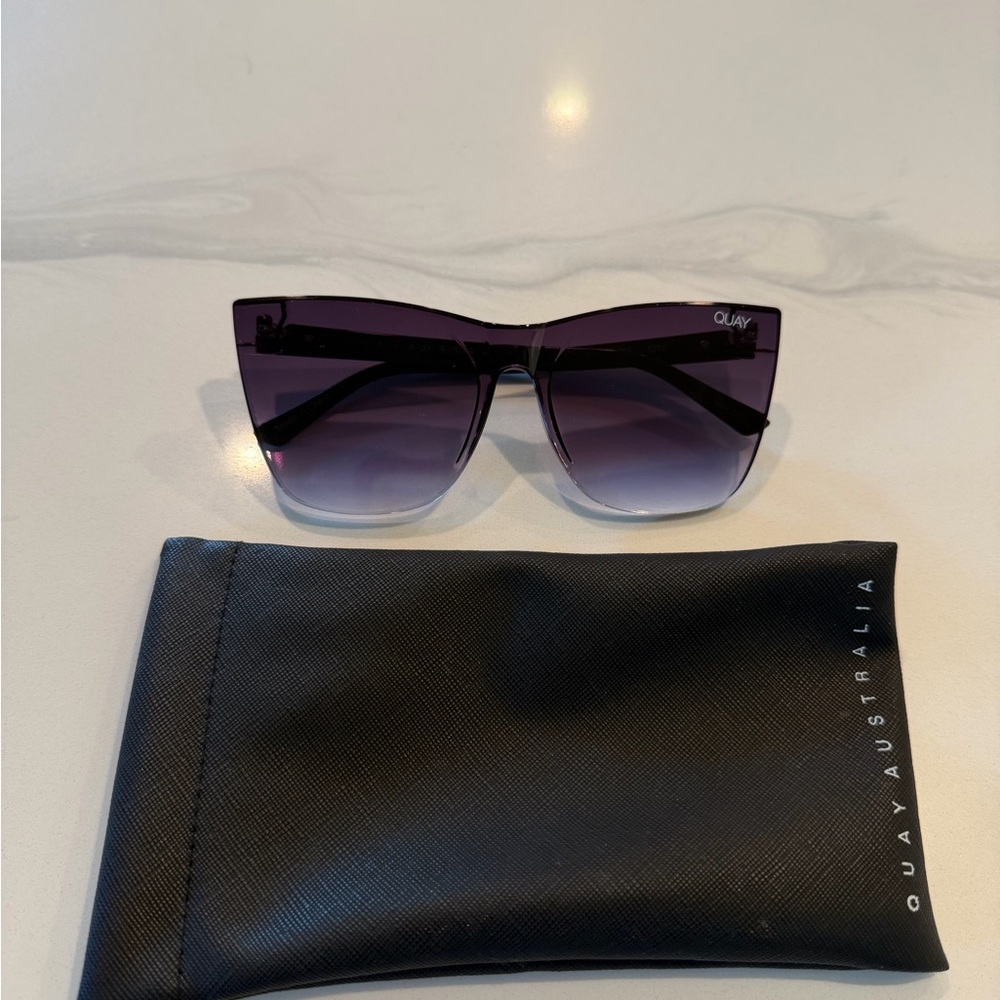 Quay Australia “Come Thru” Sunglasses
